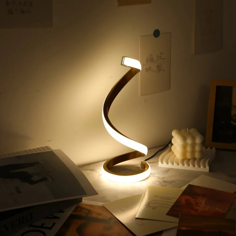 Luminea Lux™ – Luminária Espiral Moderna para Ambientes Sofisticados