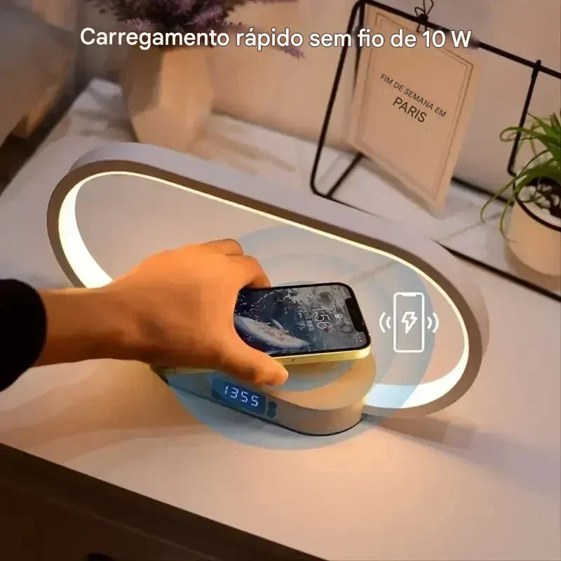 Luminária de Mesa Touch com Carregador Sem Fio 10W, Relógio Digital e Porta USB