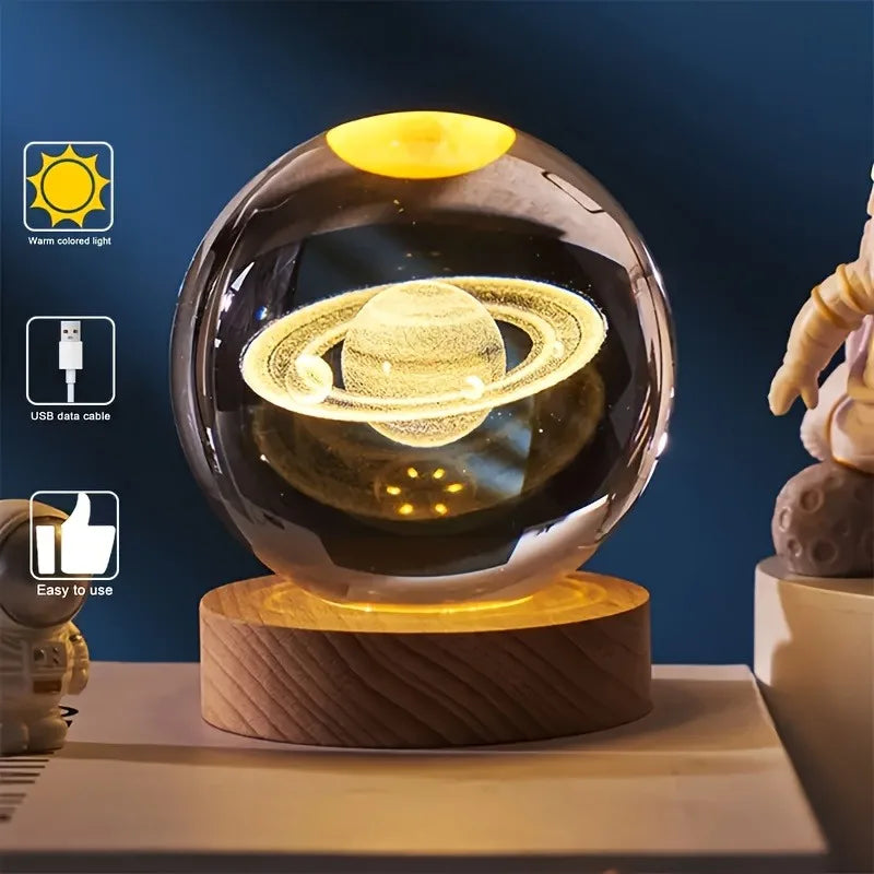 Luz Estelar Crystal Aura: Luminária Galáxia com Base de Madeira